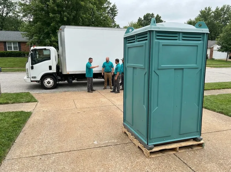 High-Rise Crane Lift Restrooms in Saint Louis, MO
